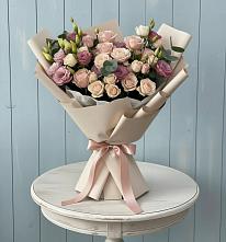 Букет цветов из:  Розы и Лизиантусы в Костерево