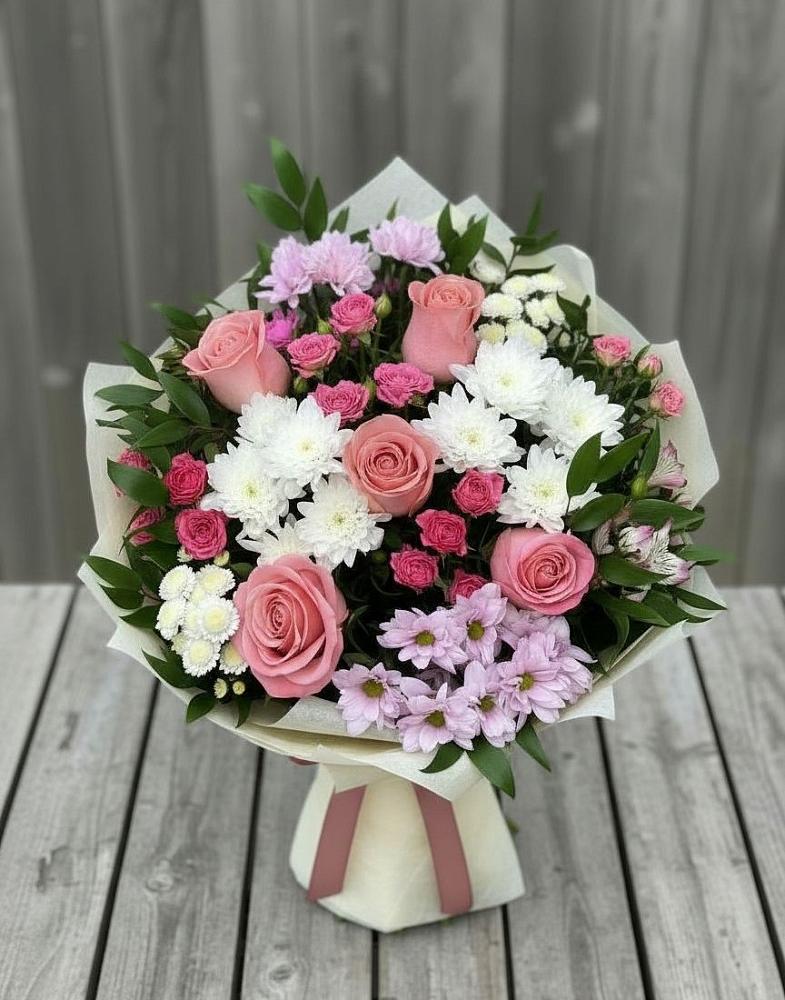 Букет цветов из: Альстромерии, Гвоздики, Розы и Хризантемы в Костерево