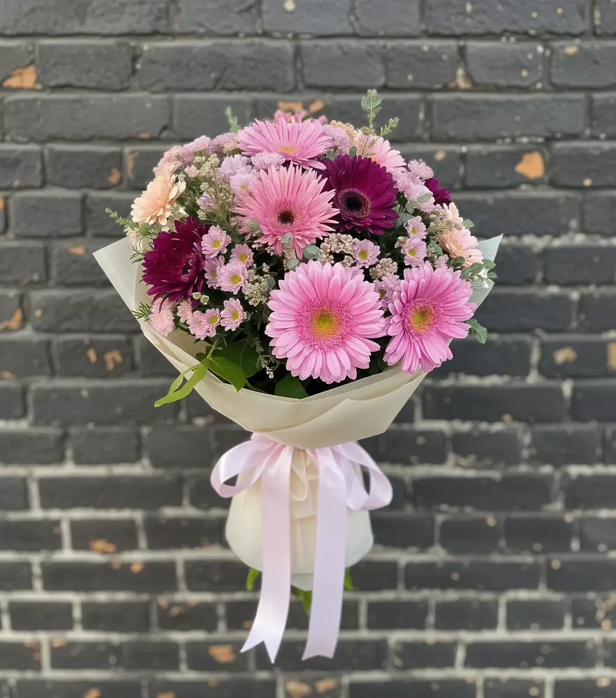 Букет цветов из: Герберы и Хризантемы в Костерево