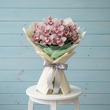 Букет цветов из:  Орхидеи и Розы #REPLACE_PRED# Костерево