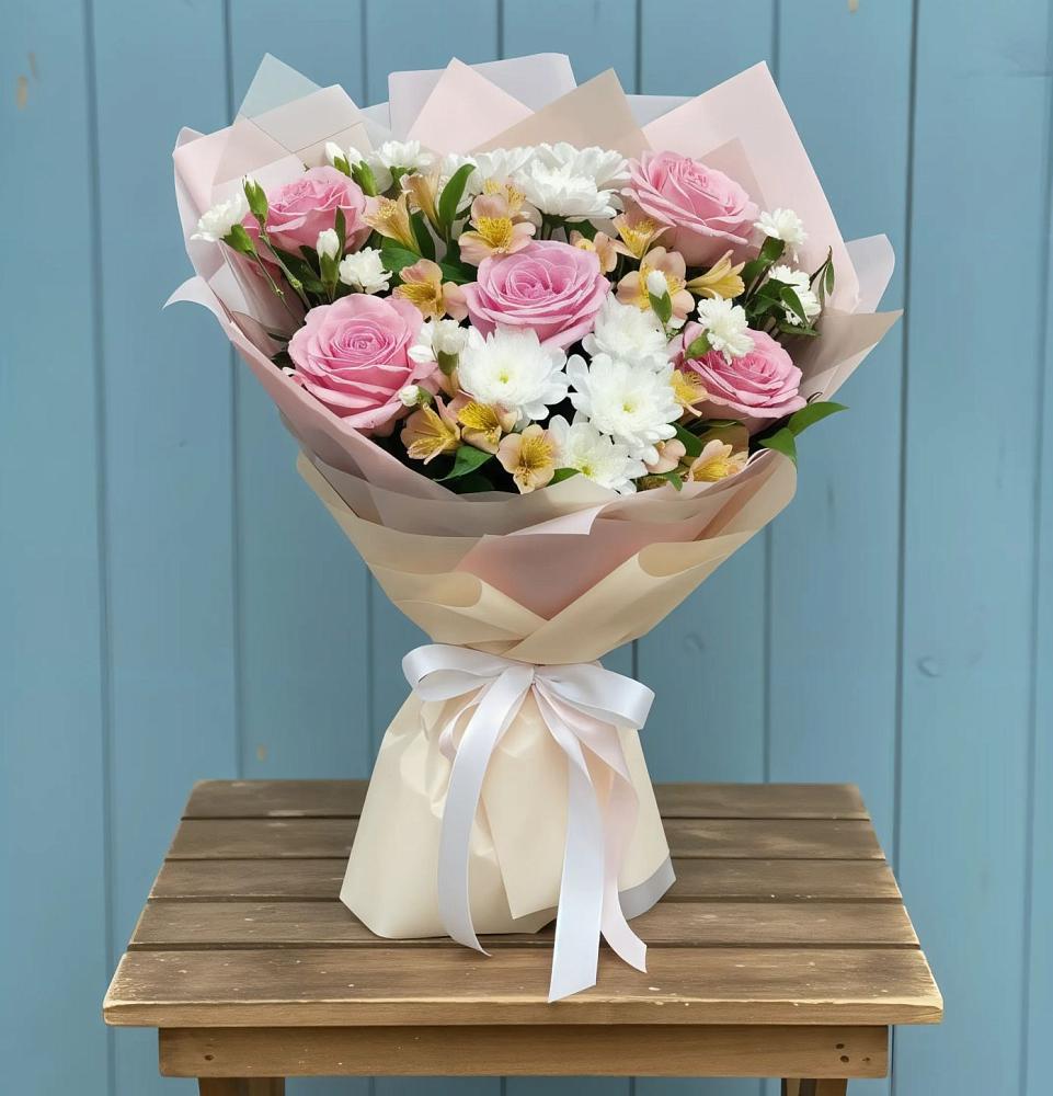 Букет цветов из: Гвоздики, Орхидеи и Розы в Костерево