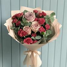Букет цветов из:  Гвоздики и Розы в Костерево