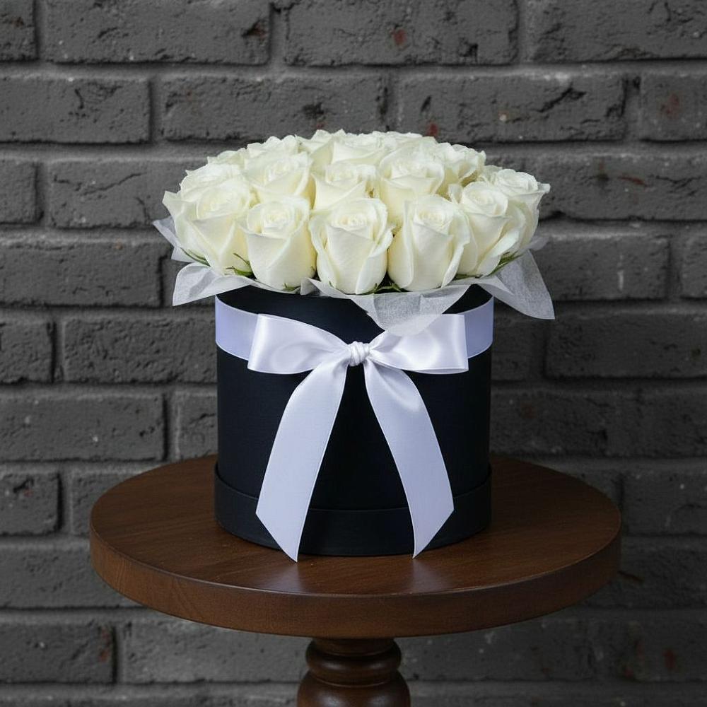 Цветочная композиция из Розы в шляпной коробке в Костерево