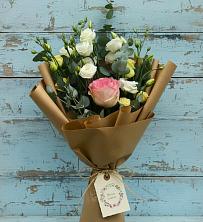 Букет цветов из:  Розы и Лизиантусы в Костерево