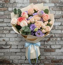 Букет цветов из:  Розы, Лизиантусы и Гвоздики в Костерево