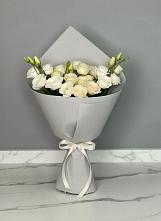 Букет цветов из:  Розы и Лизиантусы в Костерево